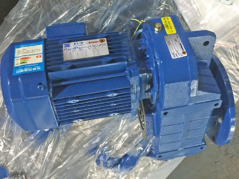 木材加工設(shè)備減速機,FAF47小型減速電機,FAF47DRE90L減速機.jpg